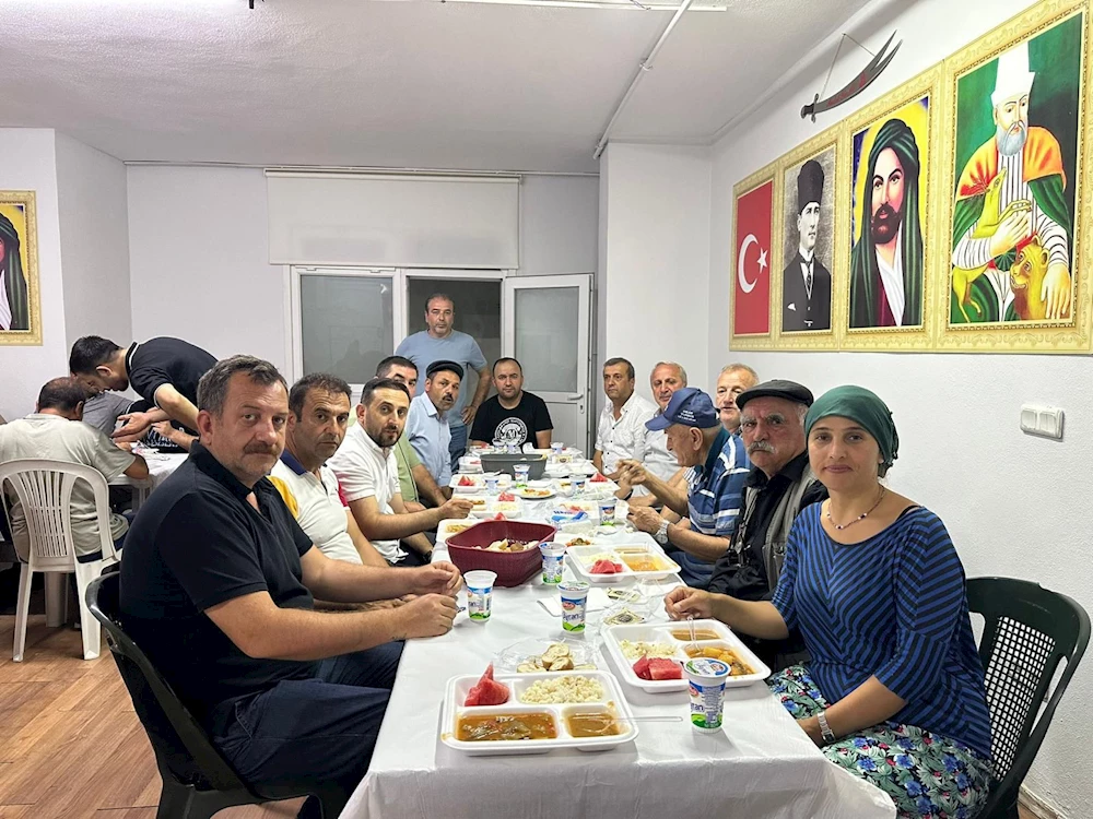 Sancaktepe Canlar Cemevi ilk lokmasını paylaştı
