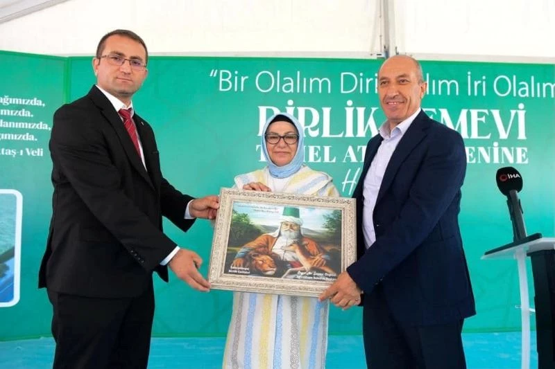 Birlik Cemevi’nin Temel Atma Töreni İstanbul Valisi Davut Gül’ün katılımıyla Gerçekleşti