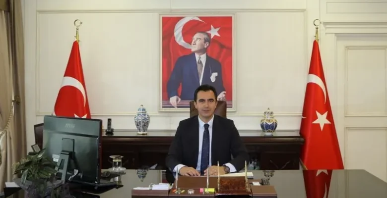 Sancaktepe Kaymakamı Ahmet Karakaya 2023 -2024 Eğitim Öğretim Yılı için başarılar diledi